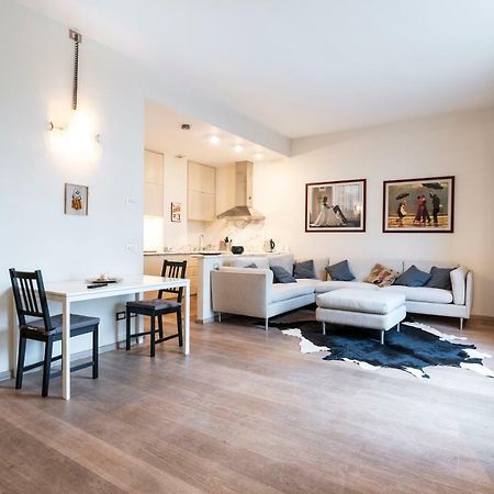 Santo Stefano Luxury Apartment ミラノ エクステリア 写真