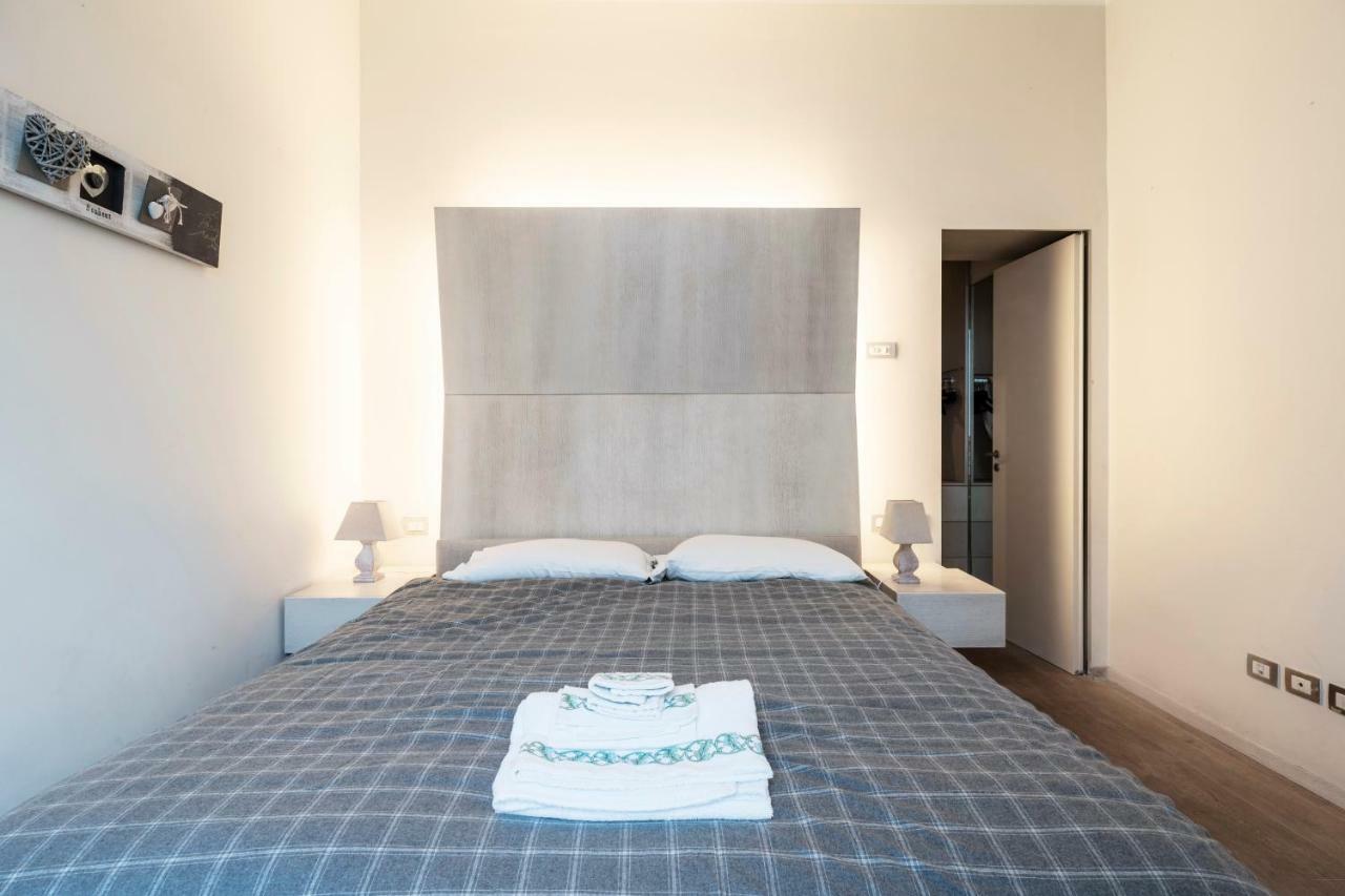 Santo Stefano Luxury Apartment ミラノ エクステリア 写真